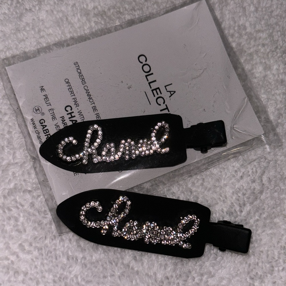 GWP GIFT CHANEL BEAUTÈ HAIR PINS BLACK